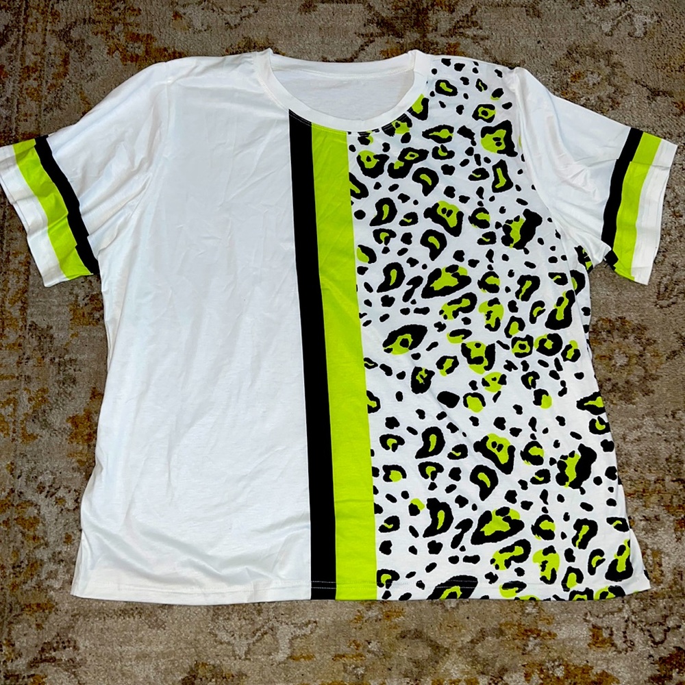 Short sleeve T shirt